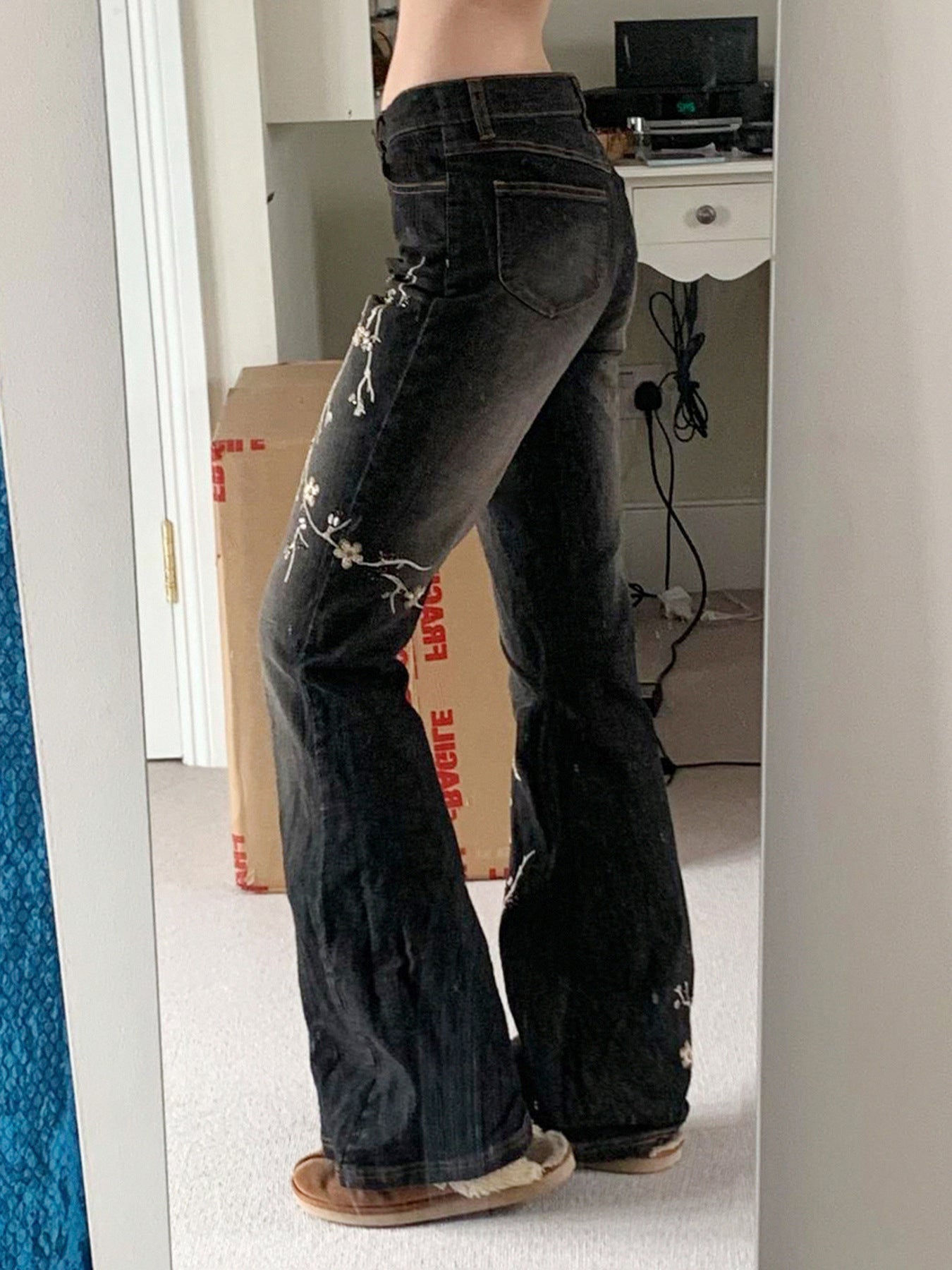 The Avenue Distressed Wide-Leg