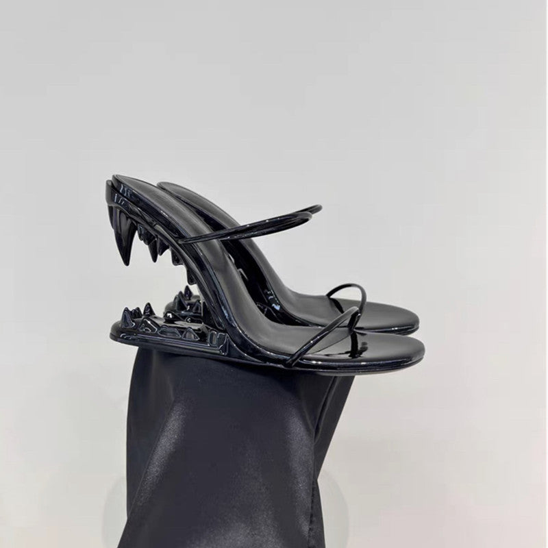 The Vanguard Sculpted Heel