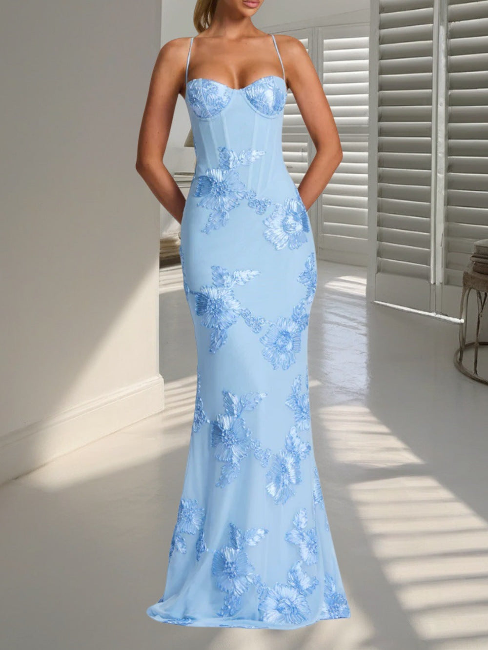 Embroidered Open Back Bodycon Long Dress