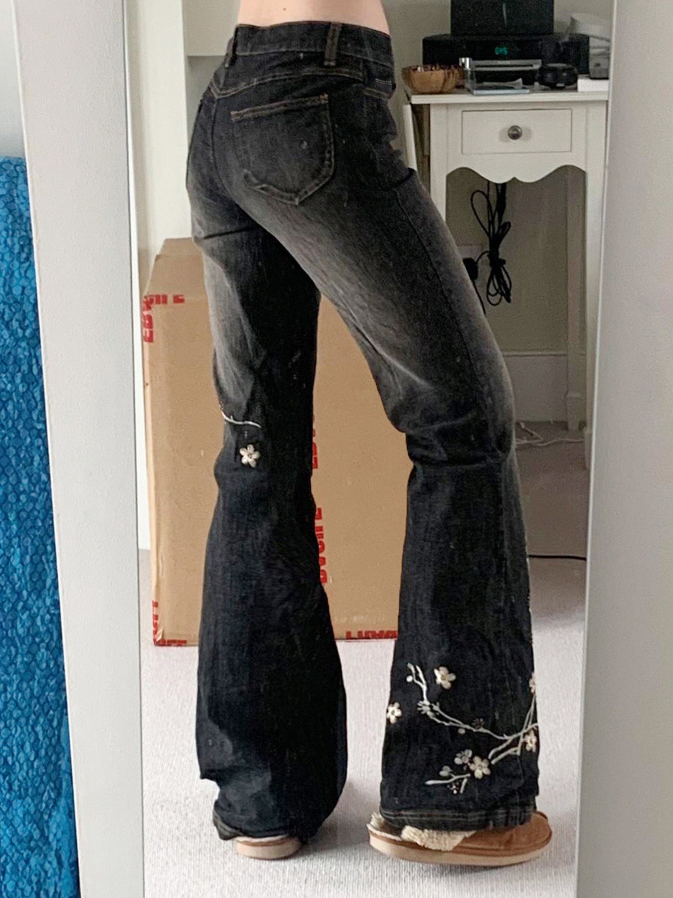 The Avenue Distressed Wide-Leg