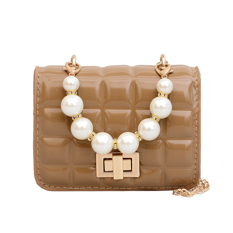 The Athena Pearl Messenger